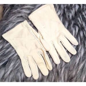 Vintage ladies gloves  